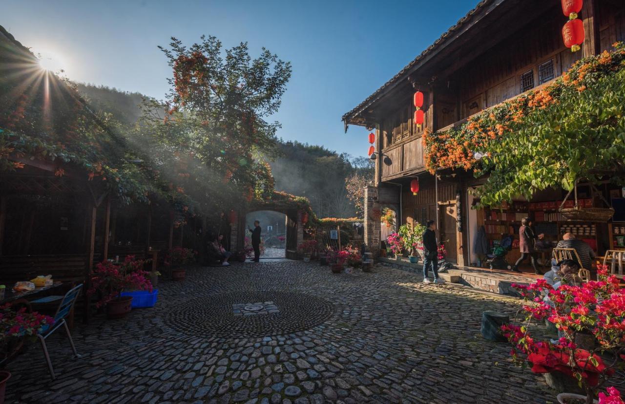 Nanjing Tulou Yunshuiyao Sheying Homestay Exterior photo